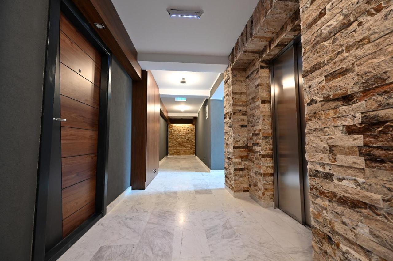 R&B Apartments Predeal Ngoại thất bức ảnh