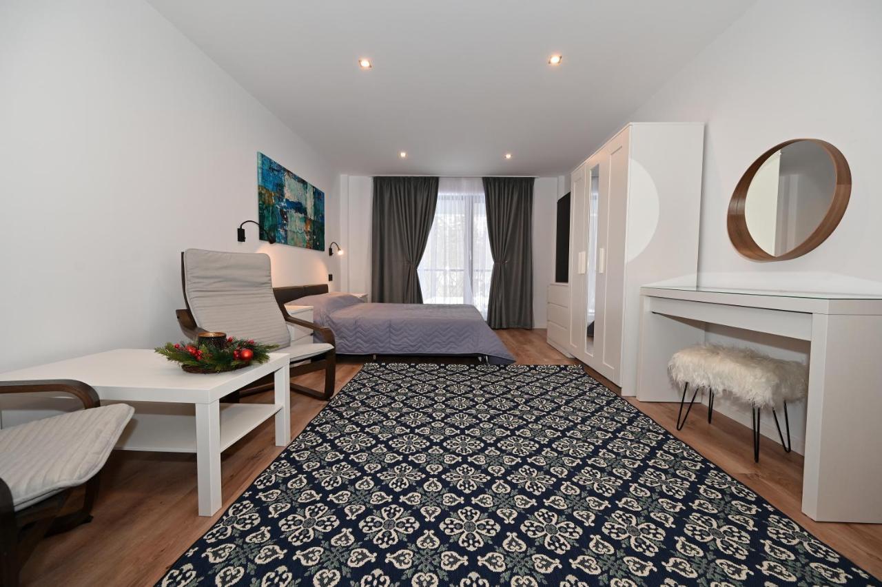 R&B Apartments Predeal Ngoại thất bức ảnh