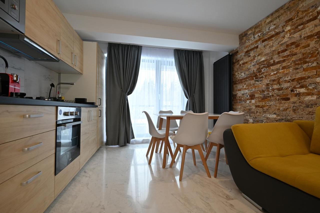 R&B Apartments Predeal Ngoại thất bức ảnh