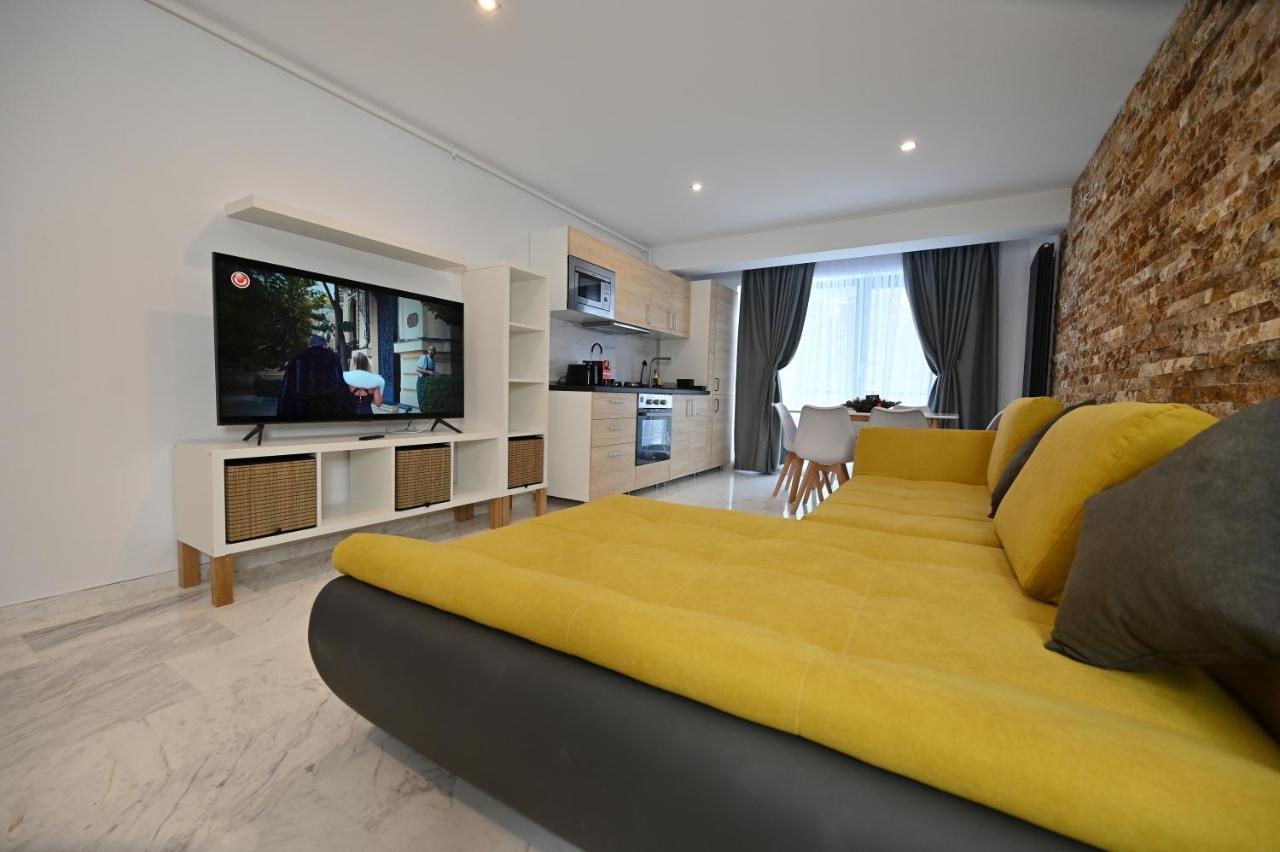 R&B Apartments Predeal Ngoại thất bức ảnh